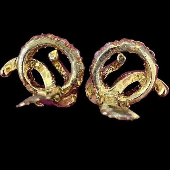 Vintage Blue Rhinestone Circular Earrings Gold Tone Clip On Clear Rhinestones - Picture 5 of 5